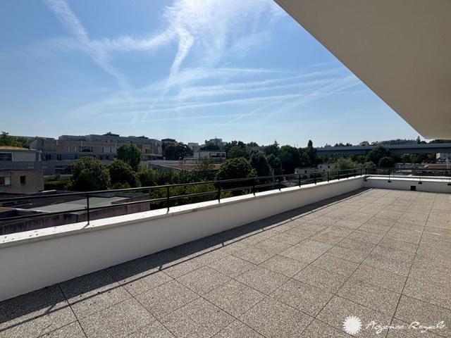 Appartement 96 m2 5 pièces