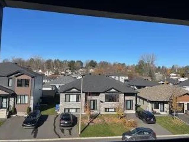 Appartement · 98 m² · Gatineau