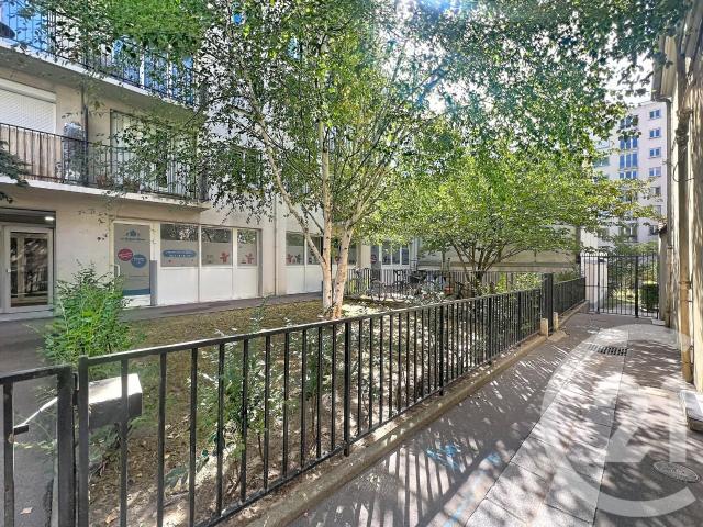 Appartement 9 pièces 128 m²