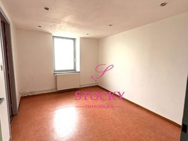 Appartement 9 pièces 145 m²
