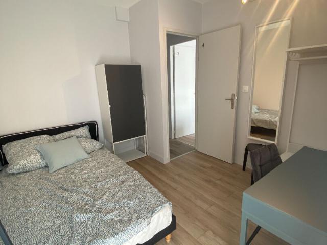 Appartement 9 pièces, 148 m² à louer à Villeurbanne 69100