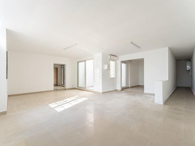 Appartement 9 pièces 167 m²
