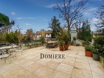Appartement 9 pièces 244 m²