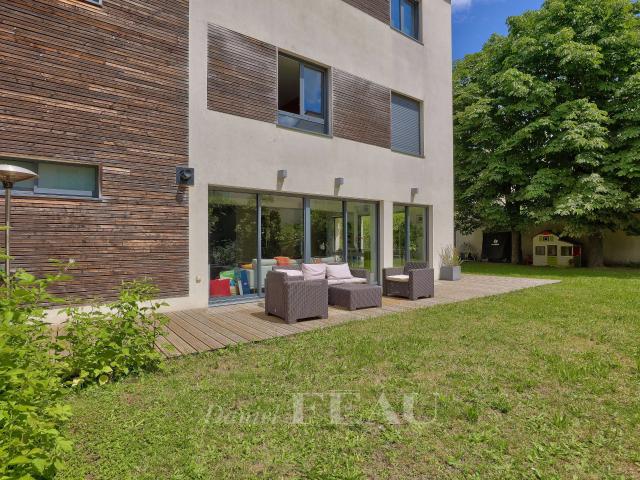 Appartement 9 pièces 291 m²
