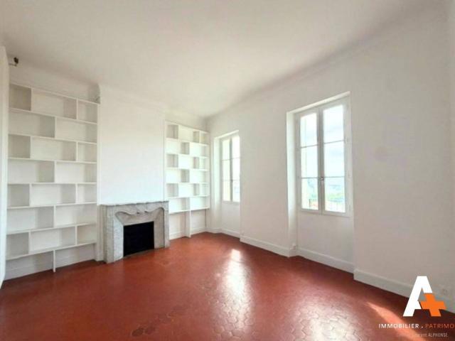 Appartement 101 m2 T3 Malmousque/Corniche Kennedy