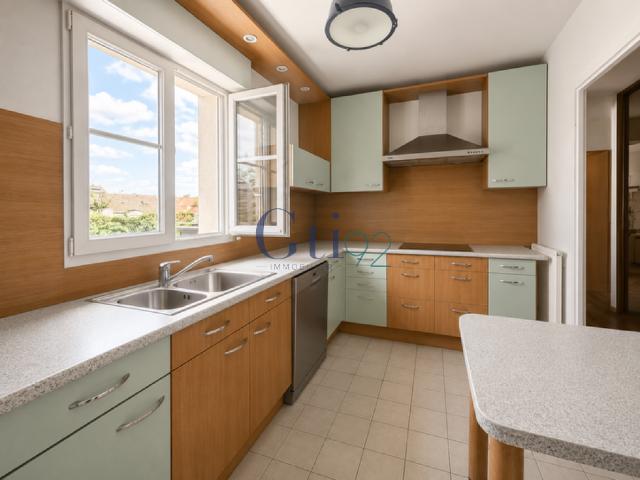 Appartement 101 m² 4 Pièces Clamart 92140