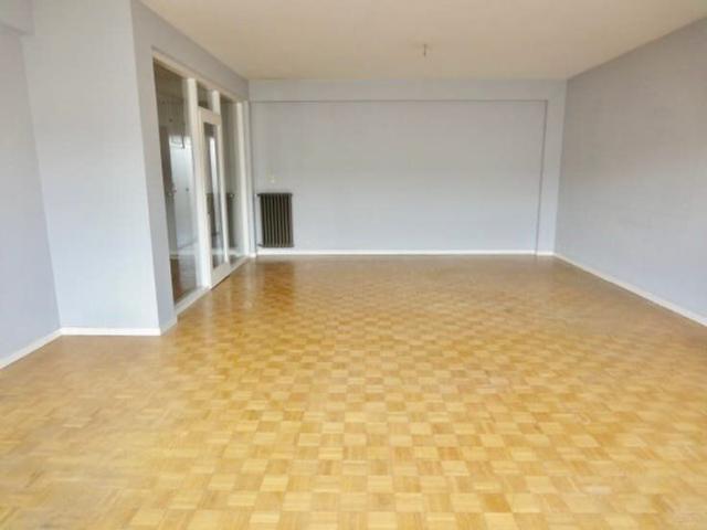 APPARTEMENT 107m2 MET 2 SLAAPKAMERS, 2 TERRASSEN EN GARAGEBO
