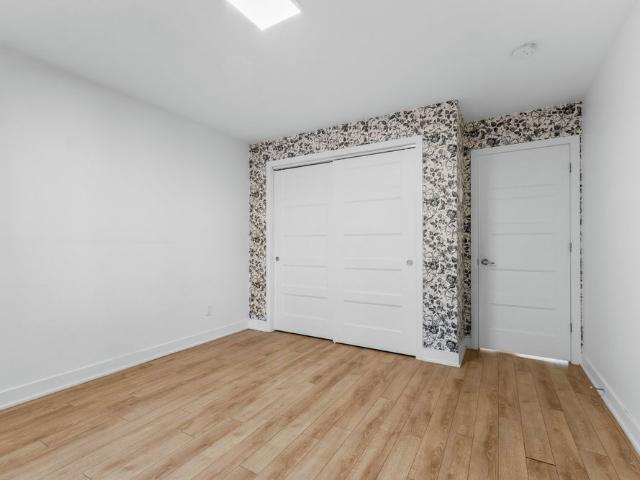 Appartement 10883 Av. du Parc Georges