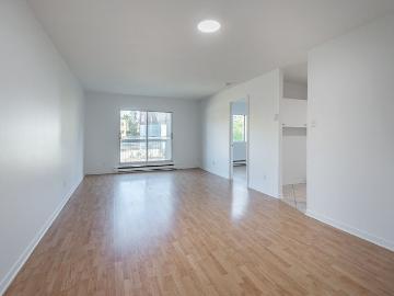 Apartment for rent in Longueuil