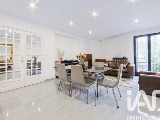 Appartement 10 pièces 176 m²