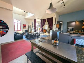 Appartement 11 pièces 186 m²