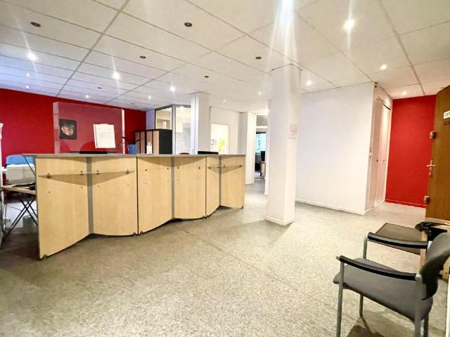 Appartement 10 pièces 214 m²