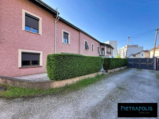 Appartement 10 pièces 269 m²