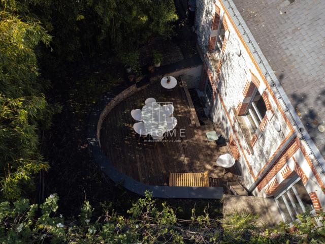 Appartement 10 pièces 294 m²