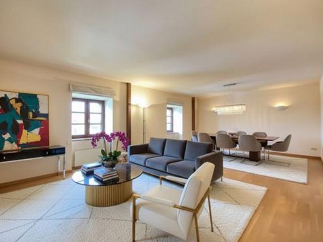 APPARTEMENT 114m² CENTRE VILLE