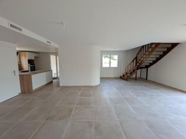 Appartement 114m², 5 pièces, Cers