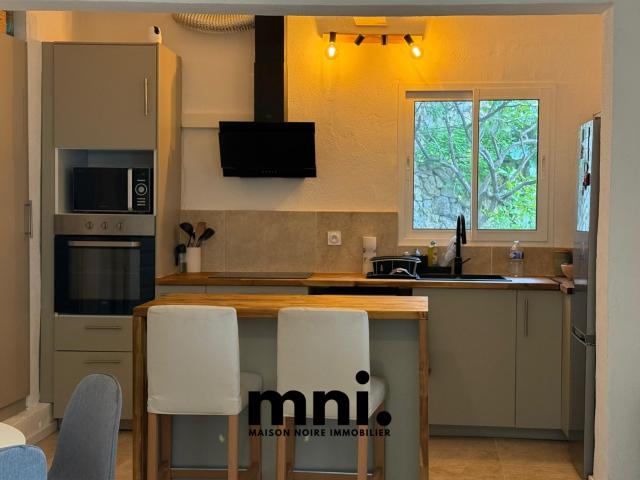 Appartement + 1150m2 de jardin vue mer Toulon 66m² Toulon