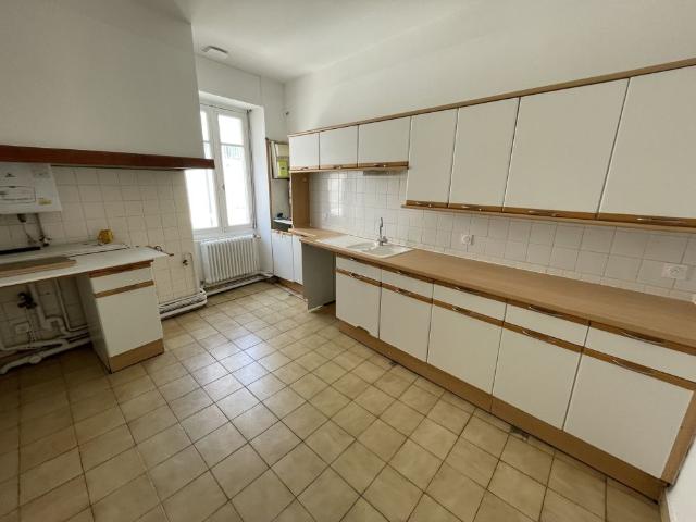 Appartement 115.51 m² 4 Pièces Nîmes 30900