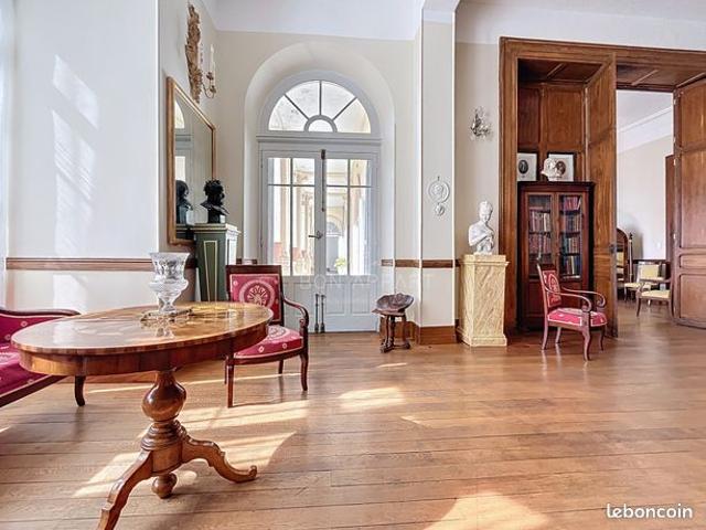 Appartement 11 pièces 300 m²
