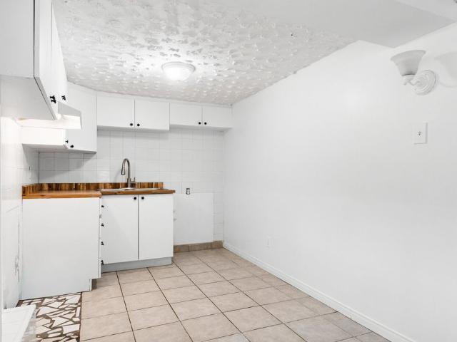 Appartement 12016 Boul. Armand Bombardier