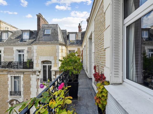Appartement 121 m2 5 pièces
