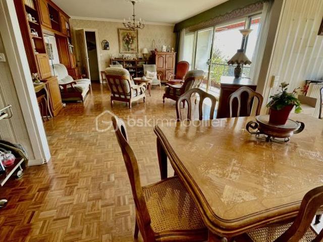 ⭐ Appartement 123 m² avec Grand Balcon Vue Mer à vendre en EXCLUSIVITÉ à Saint Adresse – 3 chambres – À rénover