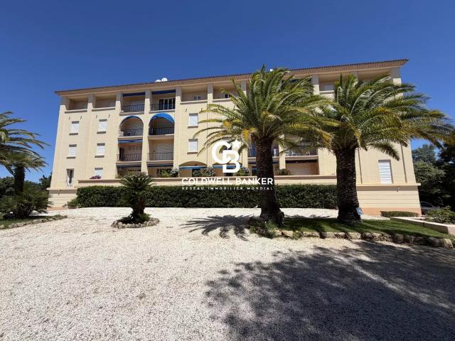 APPARTEMENT 124 M² – TERRASSE 85 M² – VUE MER