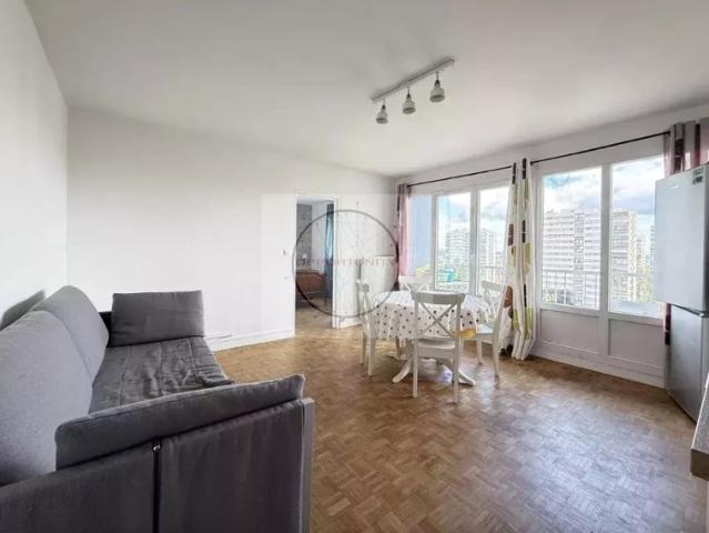 Appartement 12ème étage 54 m2