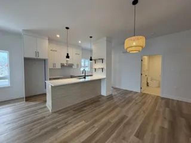 Appartement · 130 m² · Saint Damase