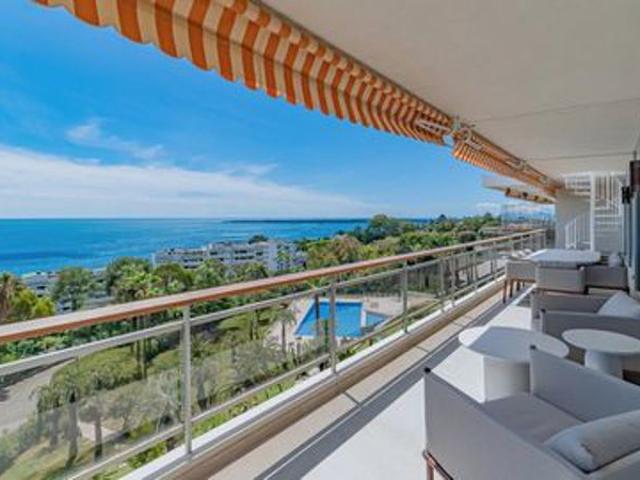 Appartement 151 m2 ANTIBES