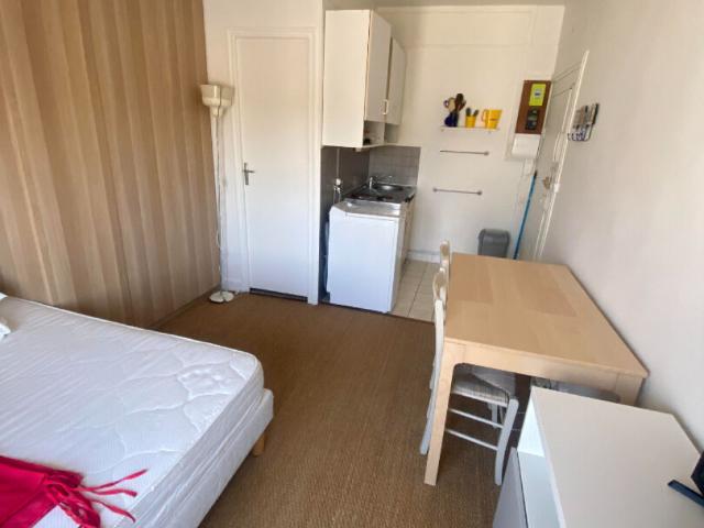 Appartement 16.47 m 1 pi ce Versailles 78000
