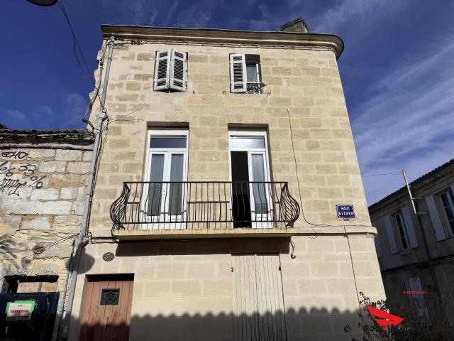 Appartement 16 pièces 28 m²