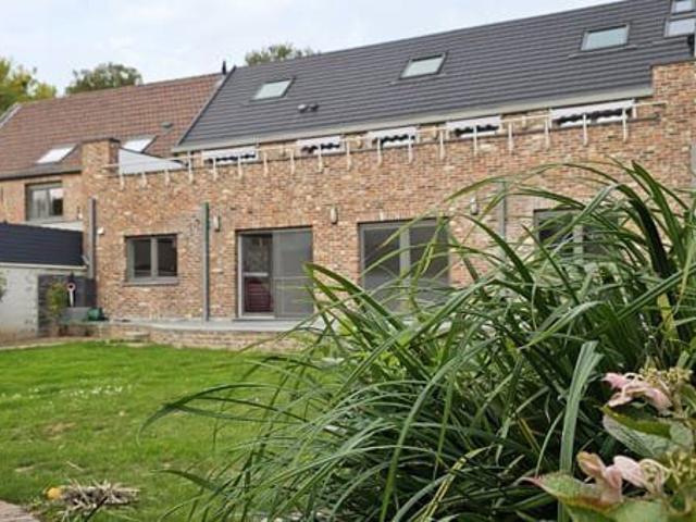 Appartement 180 m² 4 ch / terrasse et jardin