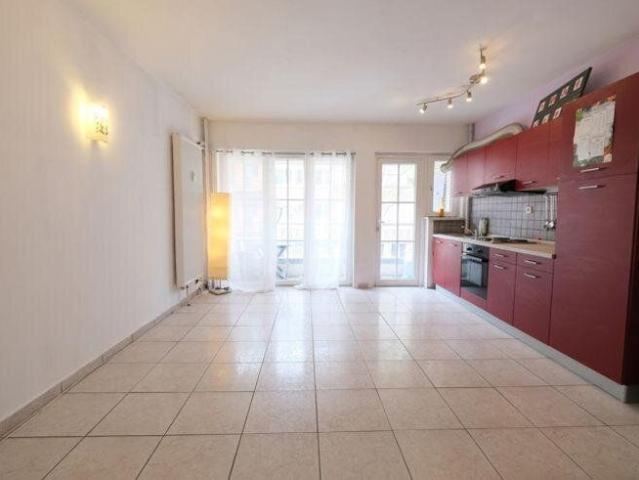 Appartement 1 ch. avec balcon à Berchem Sainte Agathe