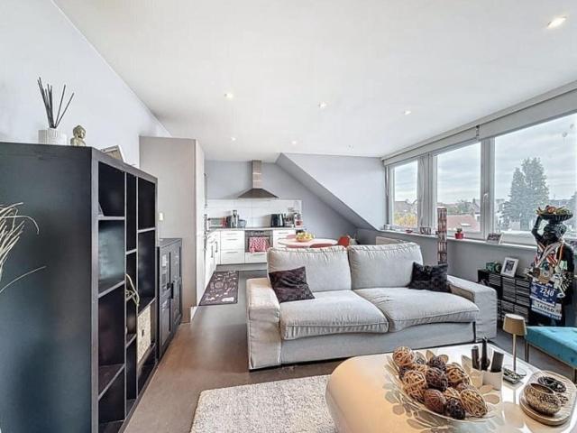 Appartement 1 ch. avec balcon, Berchem Sainte Agathe