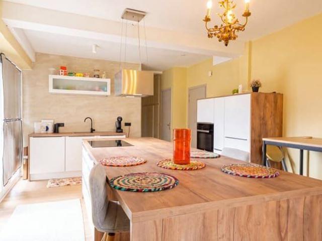 Appartement 1 ch avec vue sur Meuse!