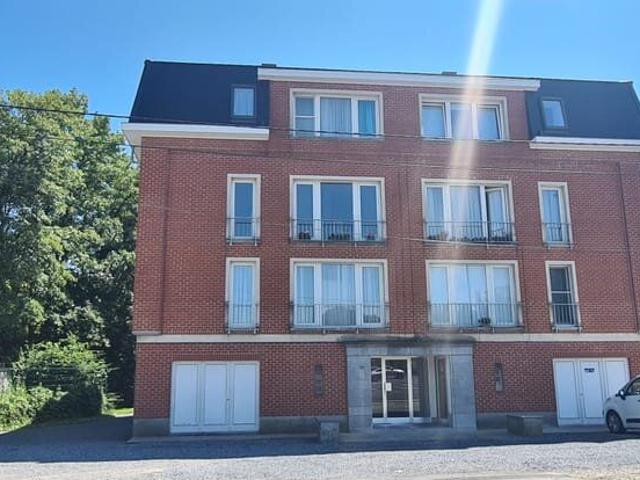 Appartement 1 ch à louer à Le Rœulx avec garage et cave