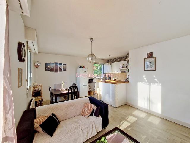 APPARTEMENT 1 CH, 44M², PARKING, CAVE