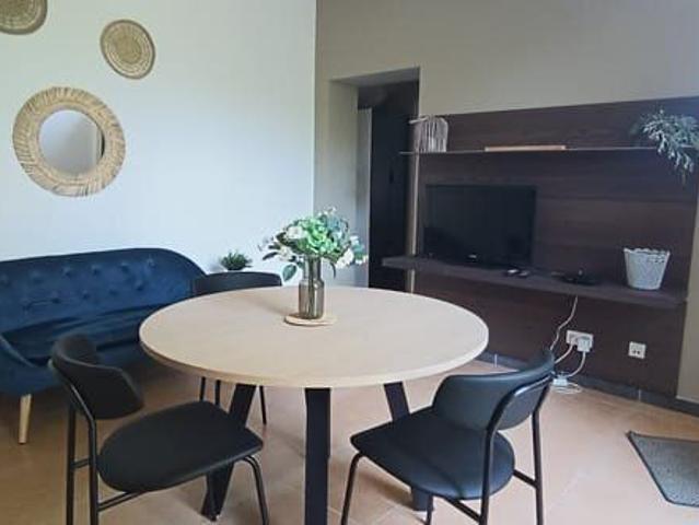 Appartement 1 chambre à Jurbise avec poêle