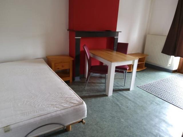 Appartement 1 chambre à louer à Charleroi