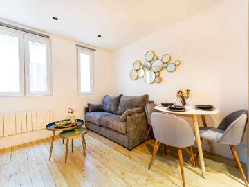 Appartement 1 chambre à louer à La Fourche Guy Môquet, Paris
