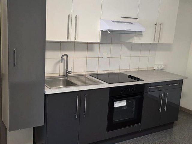 APPARTEMENT 1 chambre à louer au 1er étage