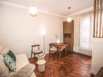 Appartement à louer à Rue du Commerce Paris - Ascenseur