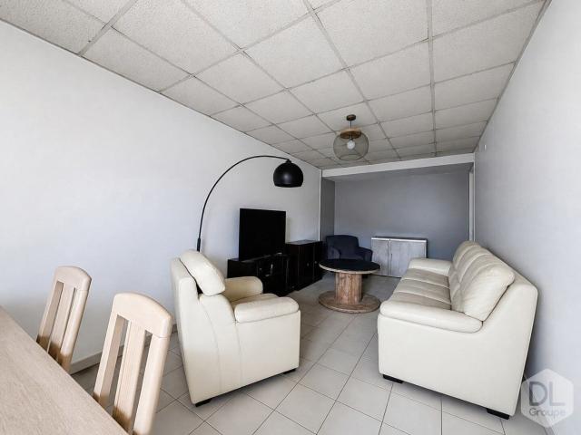 Appartement 1 chambre avec terrasse au coeur de Dottignies