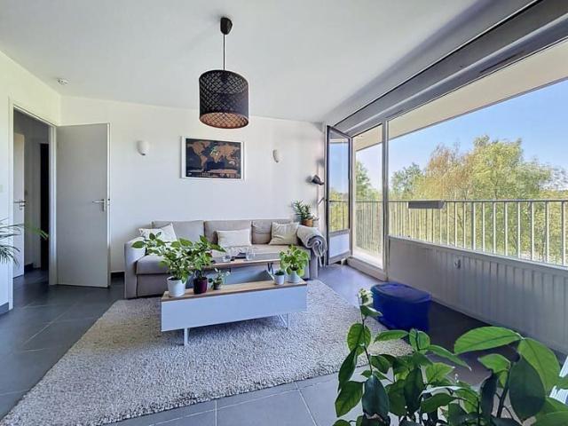 Appartement 1 chambre avec balcon et vue verdoyante