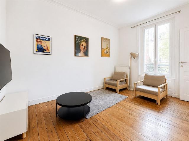 Appartement 1 chambre avec bureau meublé