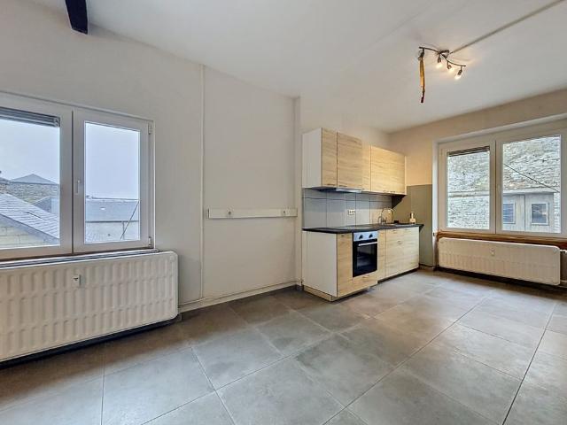 Appartement 1 chambre avec carport en plein coeur de Bertrix