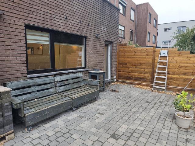 Appartement 1 chambre avec cour à Liège