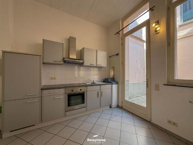 Appartement 1 chambre avec cour privative