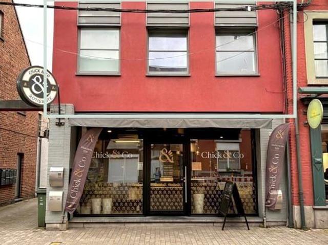 Appartement 1 chambre avec grande terrasse et parking